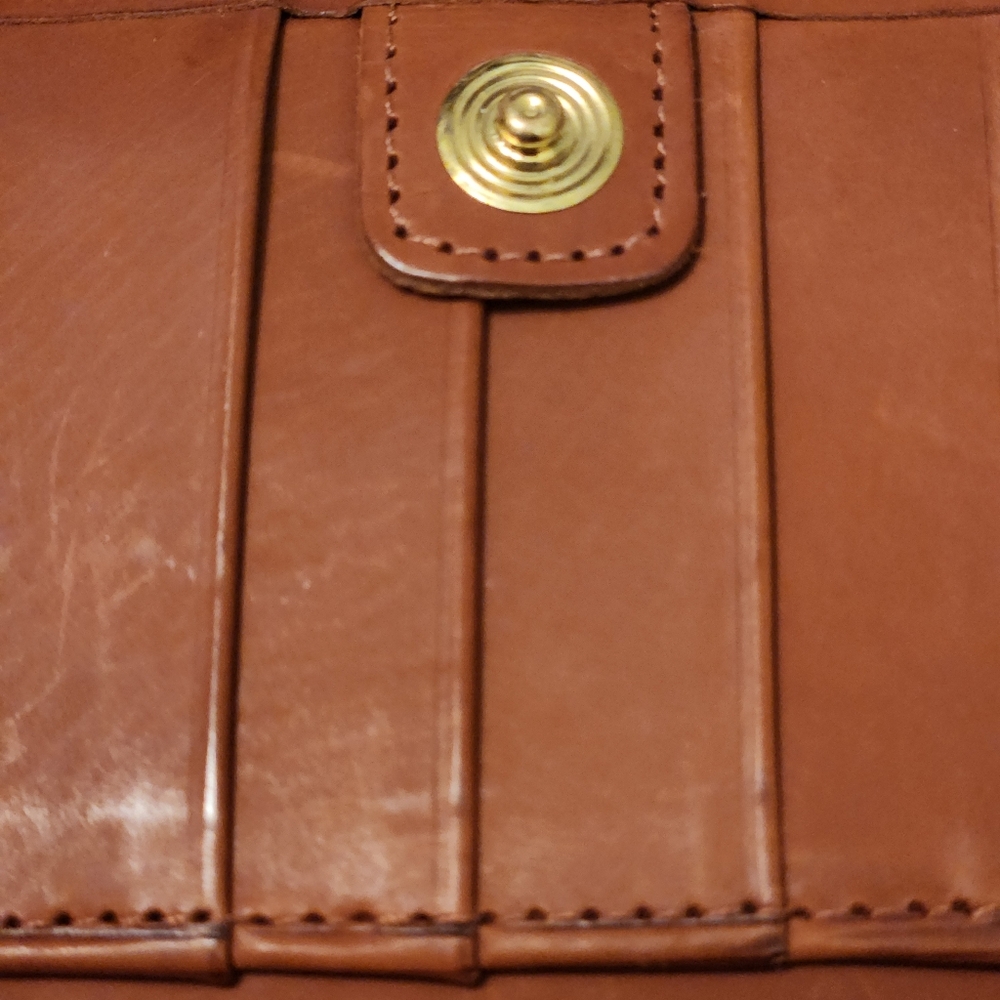 Vintage Coach Glove-Tanned Leather Wallet With Kisslock - Picture 4 of 13